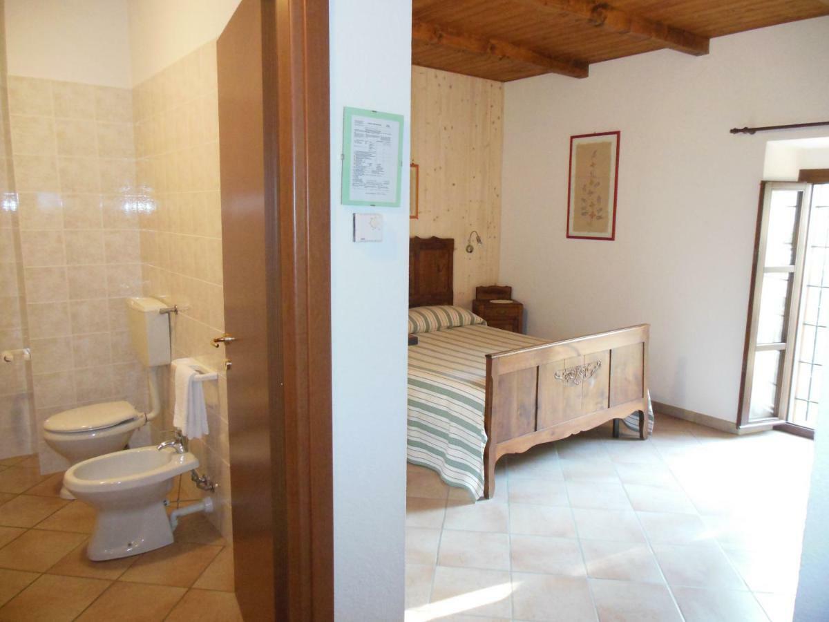 Agriturismo Affittacamere Barbarossa Dogliani Εξωτερικό φωτογραφία